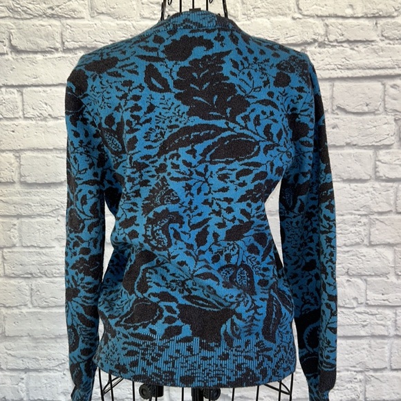 Ann Taylor Teal with Black Paisley print Sweater - Picture 5 of 6